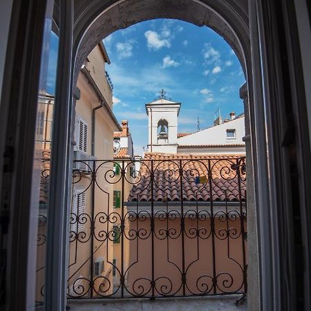 Saint Roch Square Seven Πιράν Εξωτερικό φωτογραφία