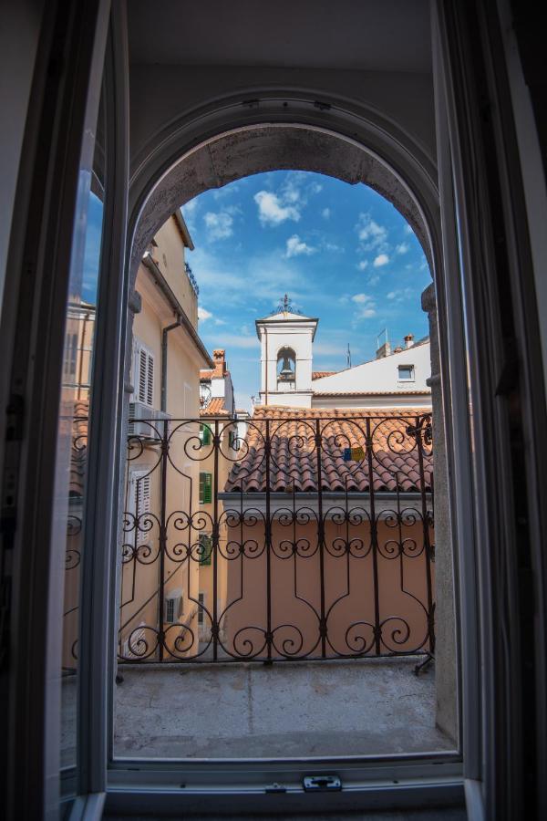 Saint Roch Square Seven Πιράν Εξωτερικό φωτογραφία